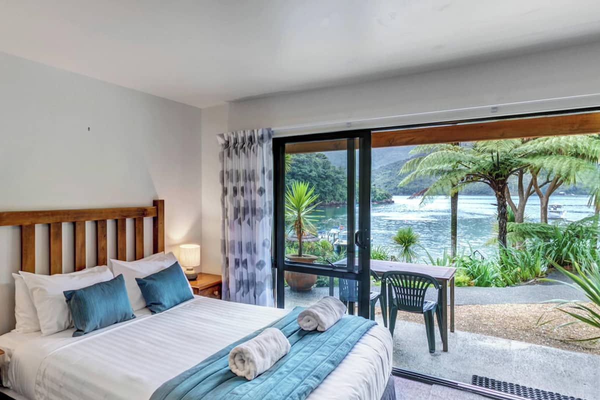 Kōtuku Studio | 1 bedroom, iron/ironing board, free WiFi, bed sheets