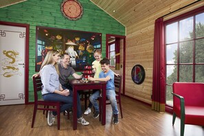 LEGO NINJAGO Cabin (Linen Excluded) | Living room - Legoland Holiday Village (Billund)