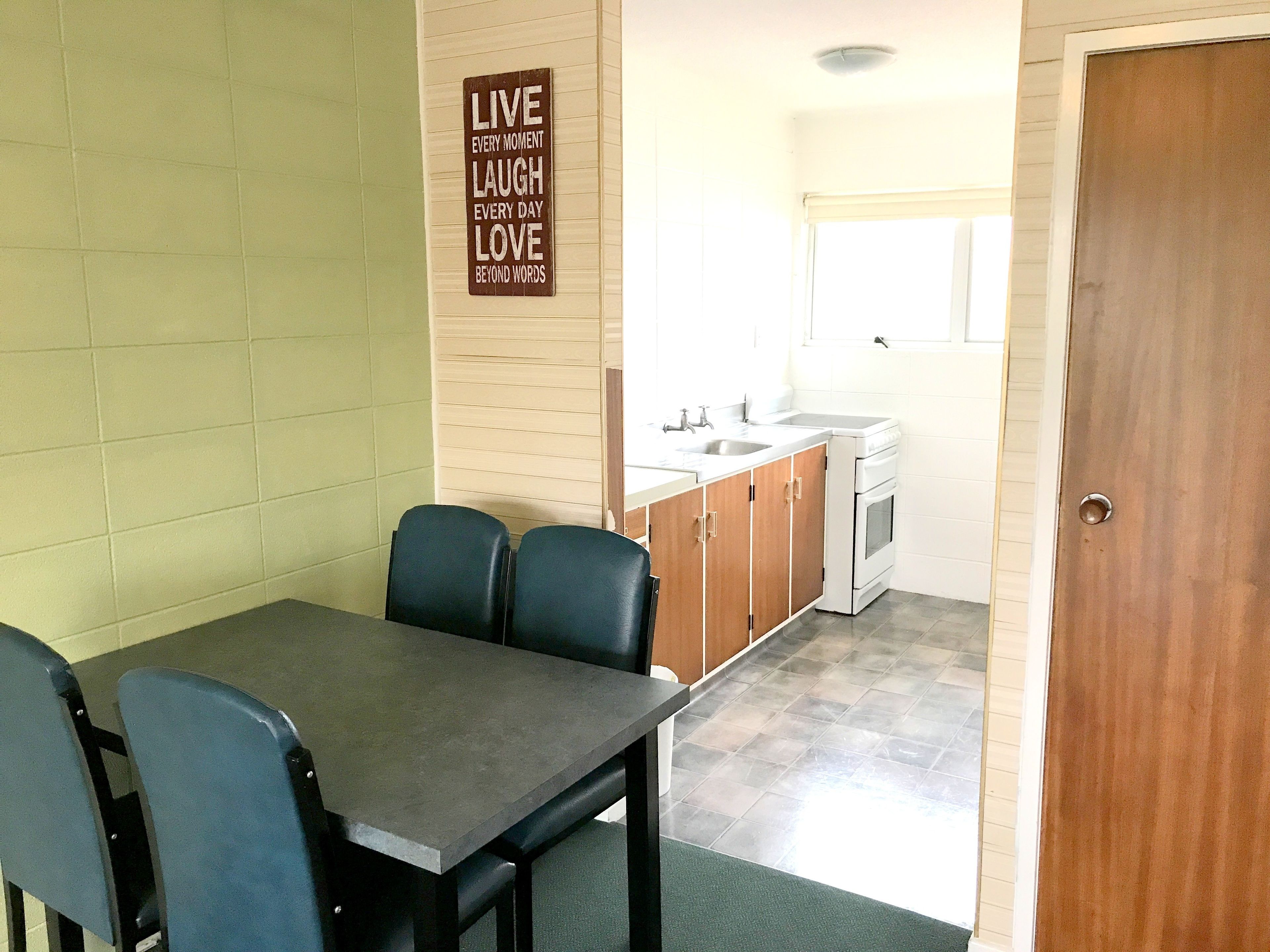 Family Suite (Large) | Private kitchen
