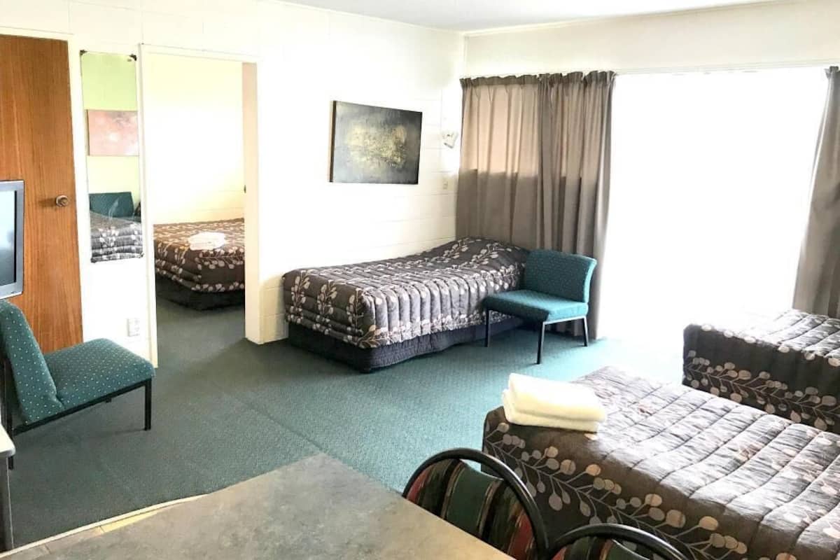 Literie de qualité supérieure, fer et planche à repasser, Wi-Fi gratuit