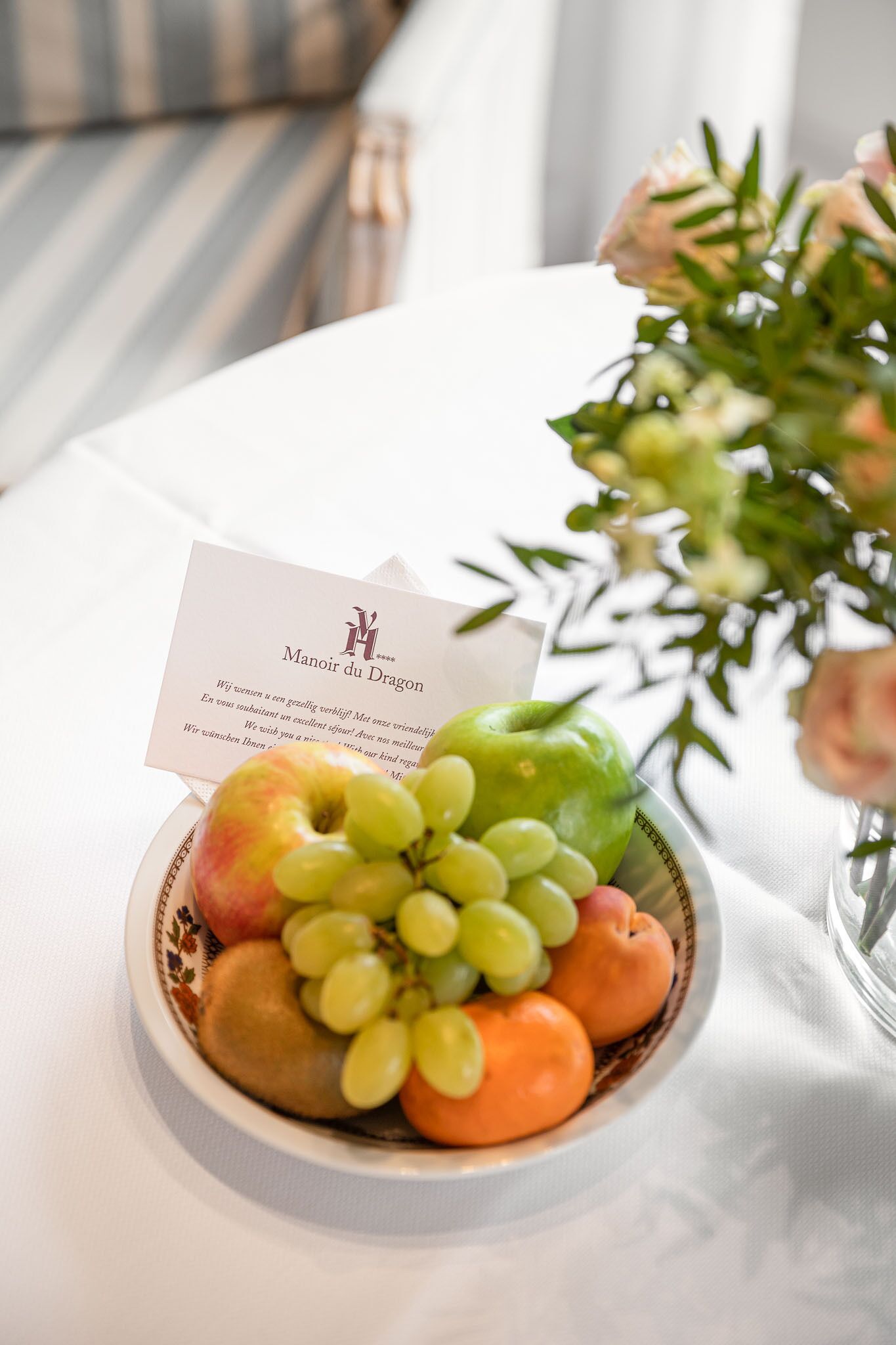 deluxe room | minibar, in-room safe, individually decorated, individually furnished