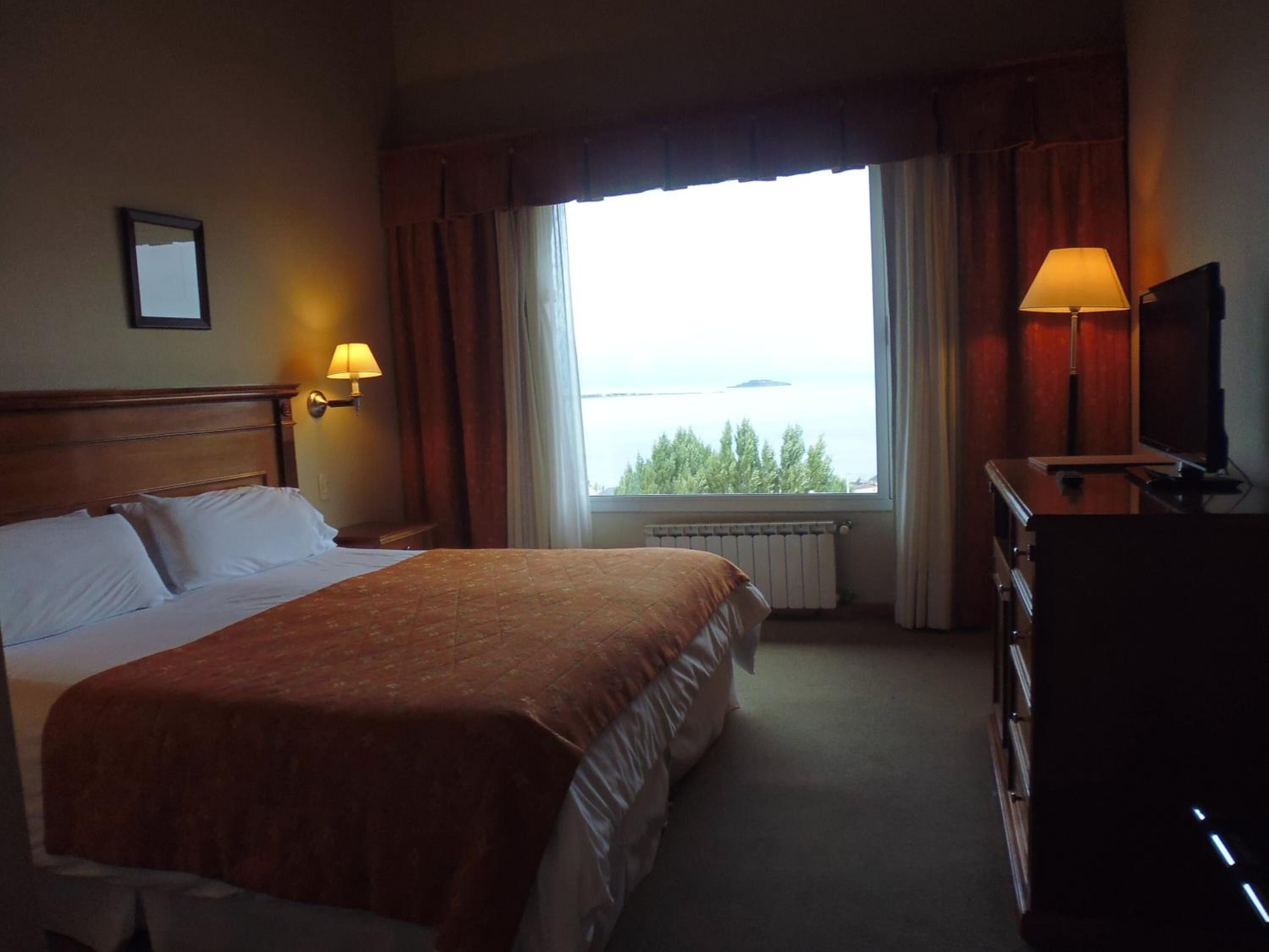 egyptian cotton sheets, premium bedding, down duvets