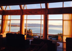 32-inch TV with cable channels