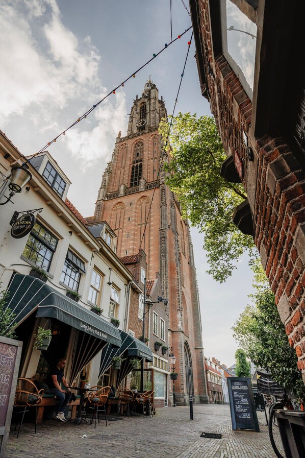 Front of property - Long John’s Hotel (Amersfoort)