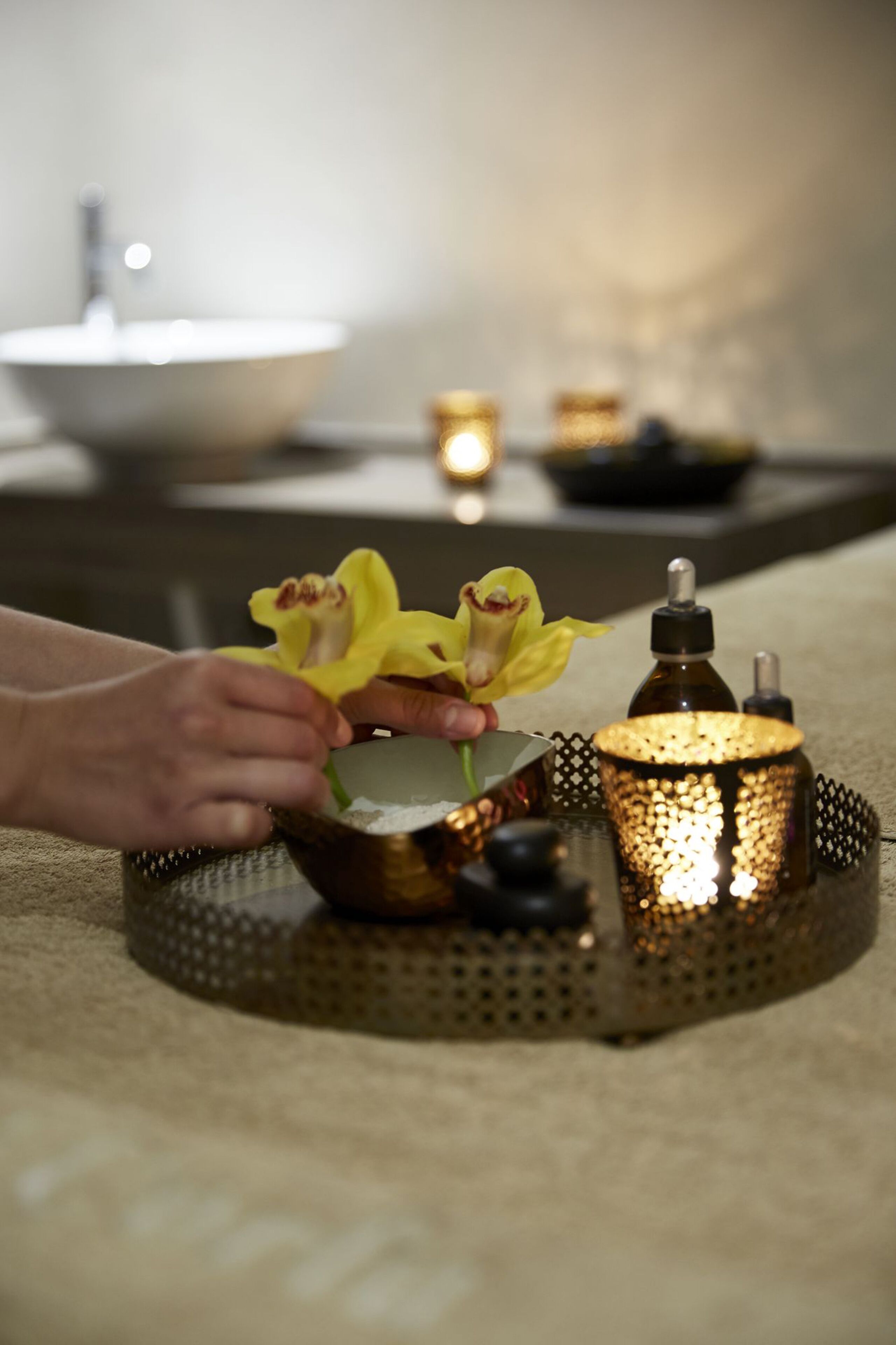 2 treatment rooms, manicures and pedicures, massages