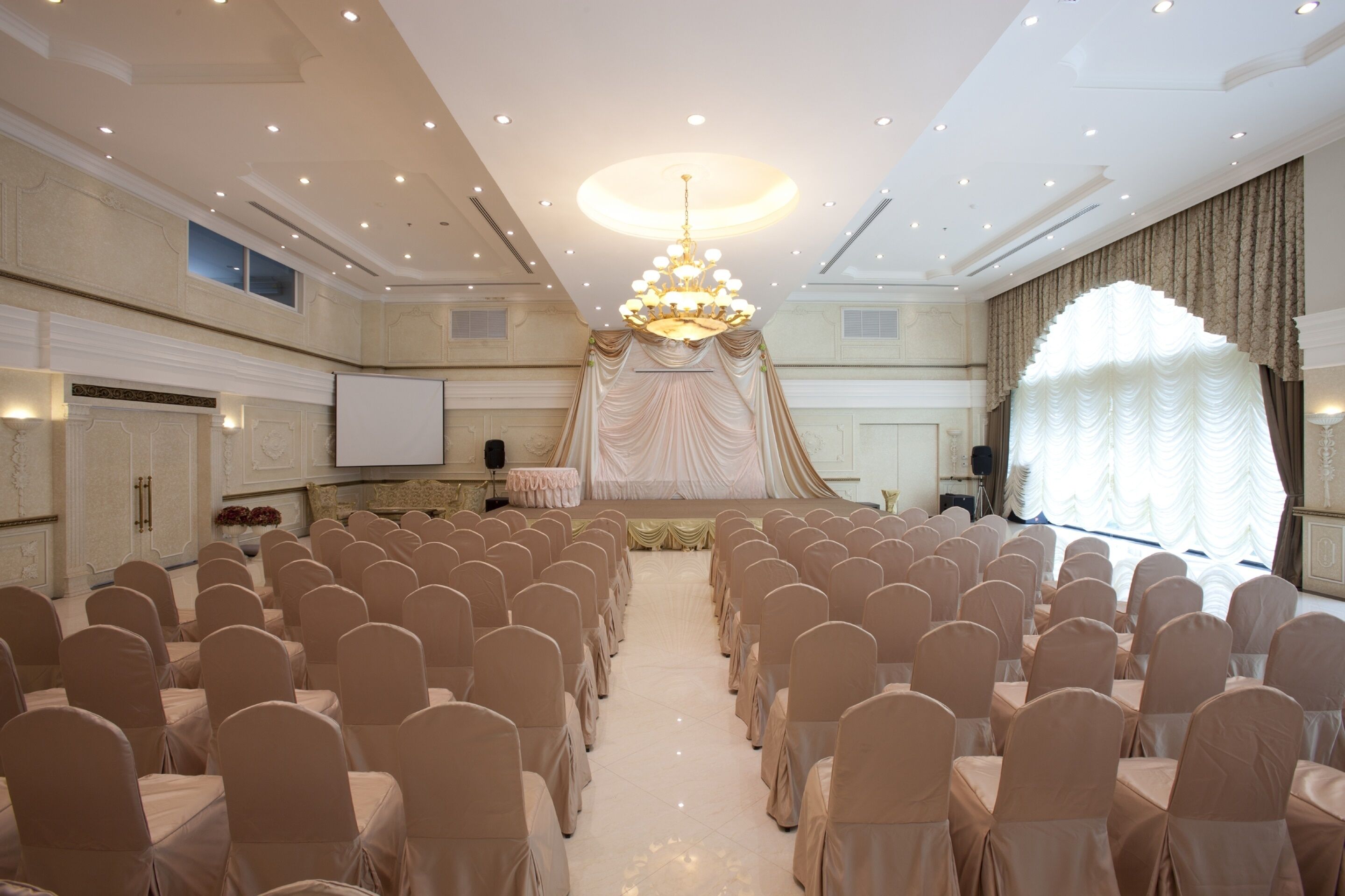 Photo - LK Miracle Suite - SHA Extra Plus