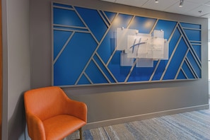 Exterior - Holiday Inn Express Hartford – Newington, by IHG (Newington)