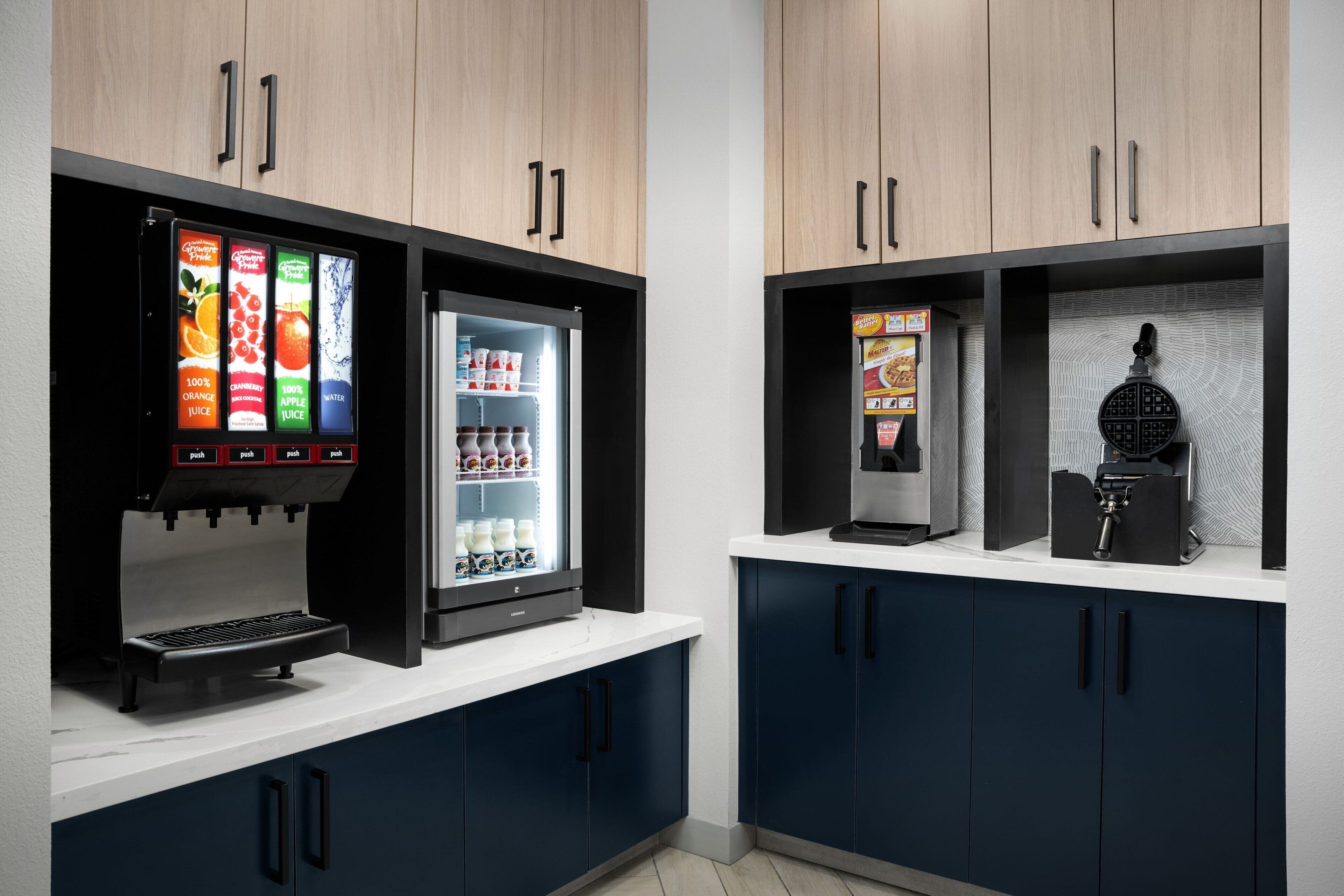 free daily continental breakfast