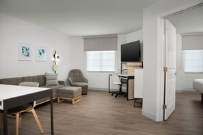 32-inch TV with cable channels