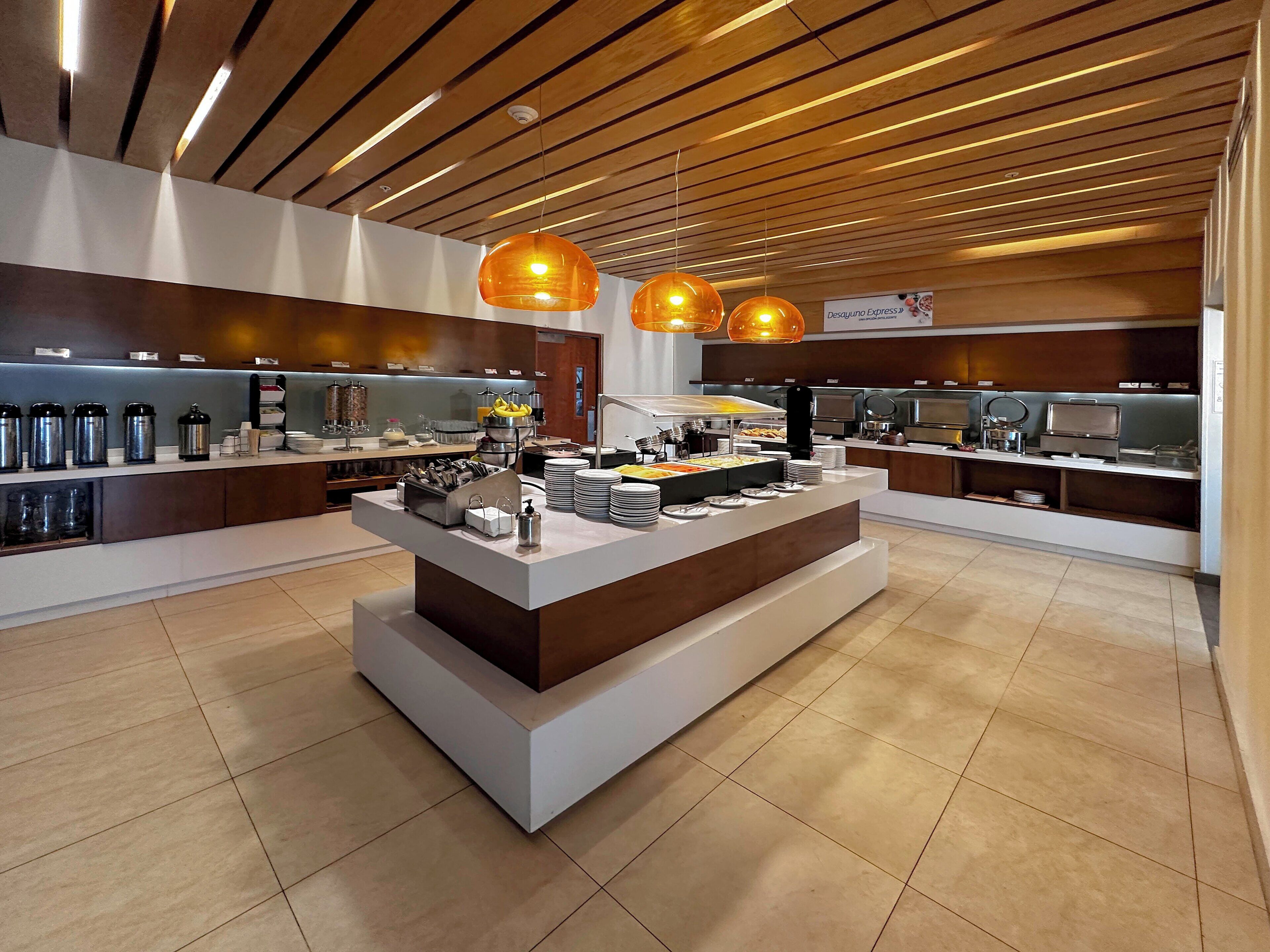 Desayuno buffet incluido todos los días