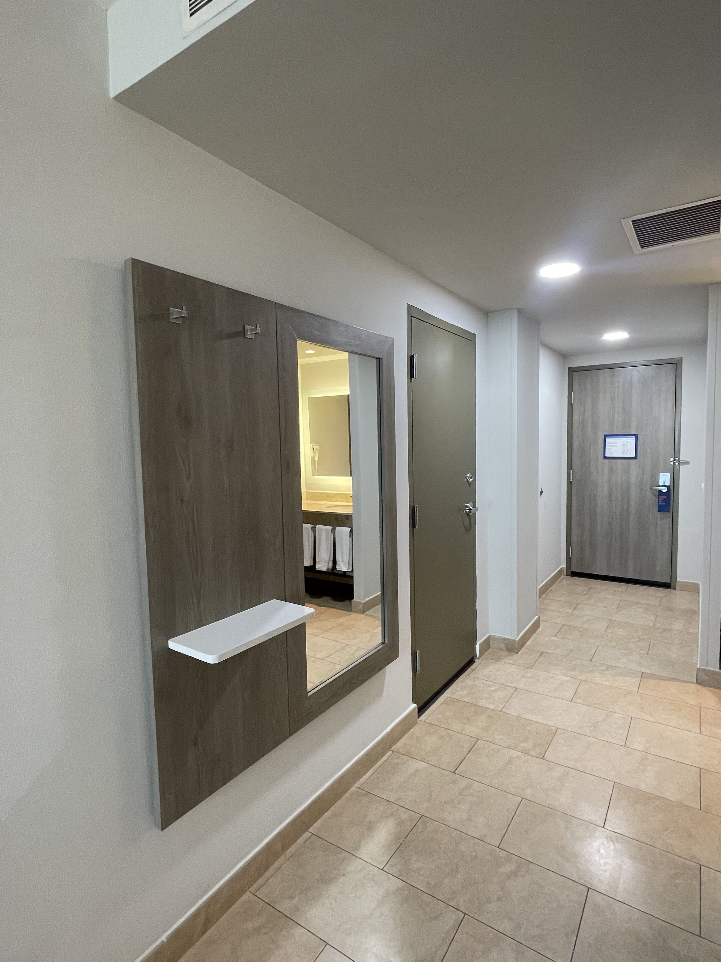 1 bedroom, premium bedding, in-room safe, desk