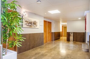 Hallway - Hotel Sant Pere II (Rubi)