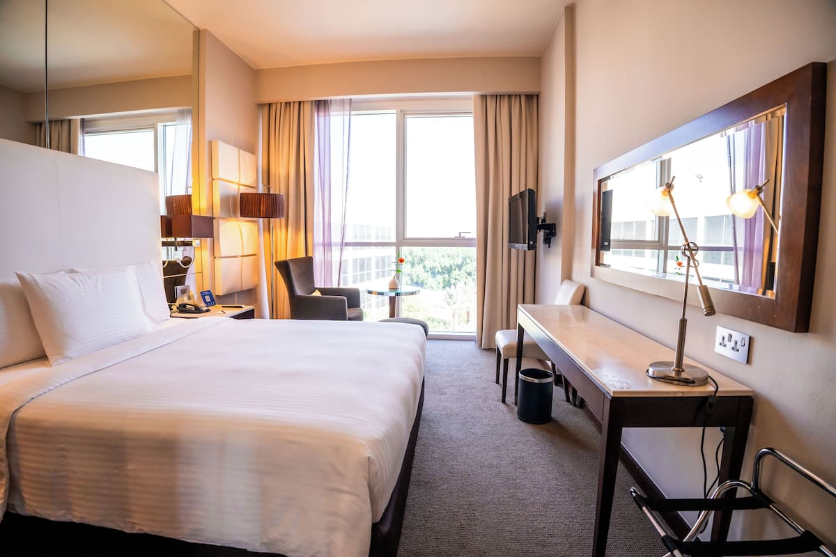 In-room safe, desk, laptop workspace, blackout drapes
