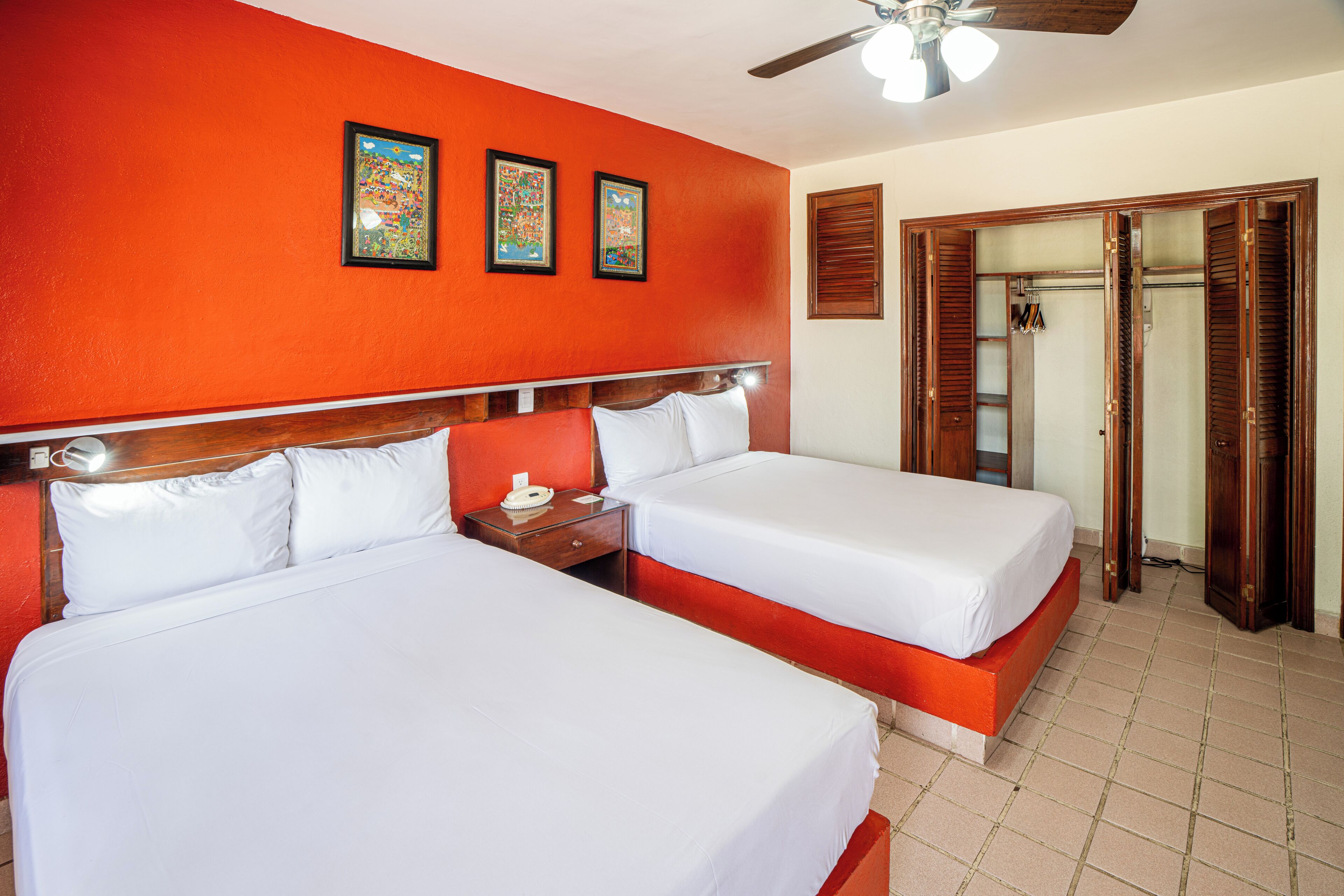 Photo - Villas del Sol Hotel & Bungalows