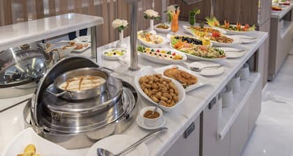 Corp Executive Hotel Doha Suites