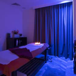 Couples treatment room(s), sauna, hot tub, steam room, body treatments