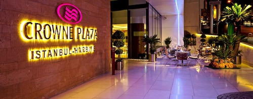 クラウン プラザ イスタンブール - ハルビエ by IHG