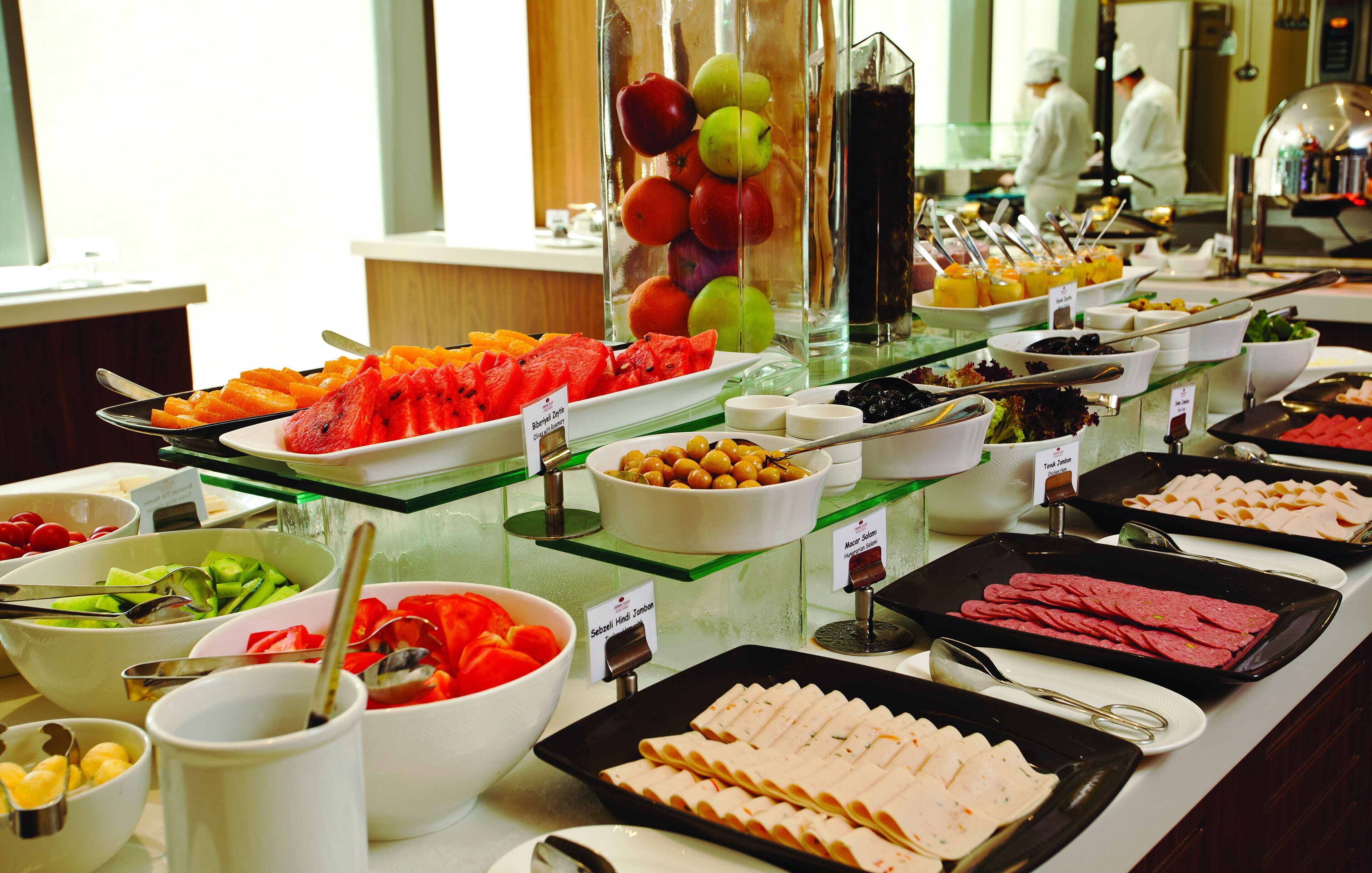 Frühstücksbuffet am Wochenende gegen Gebühr
