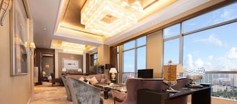 Crowne Plaza Xiangyang by IHG