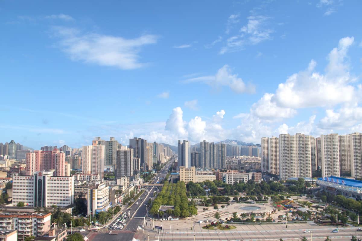 Suite, 1 Bedroom (High Floor) | 1 bedroom, minibar, in-room safe, desk