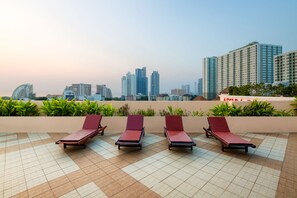 Sun deck - Aiyara Palace (Pattaya)