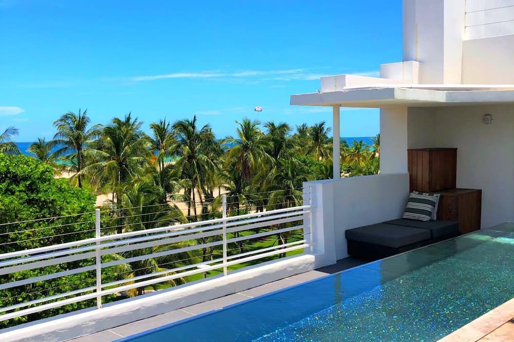 Hotel Breakwater South Beach