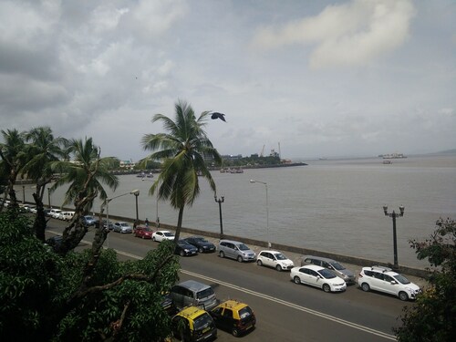 Strand Hotel