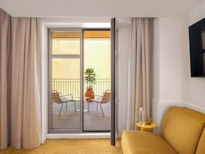 Premium bedding, pillow-top beds, in-room safe, desk