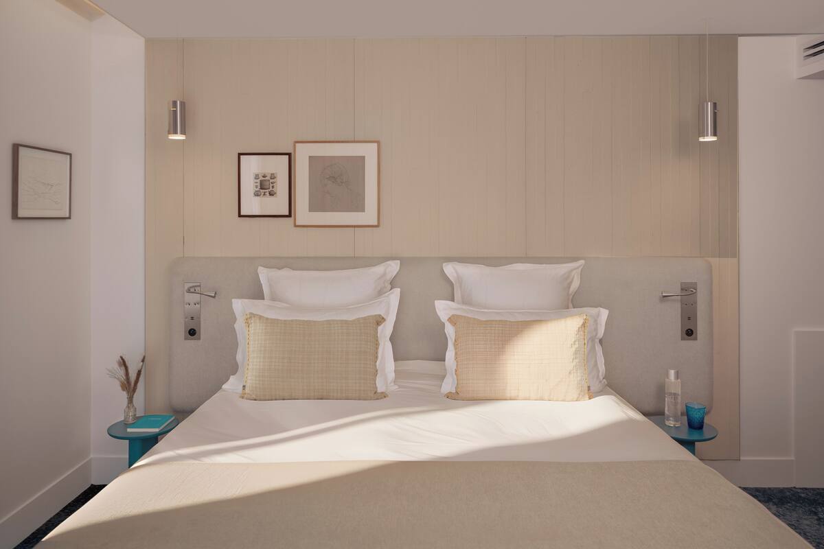 Premium bedding, pillow-top beds, in-room safe, desk