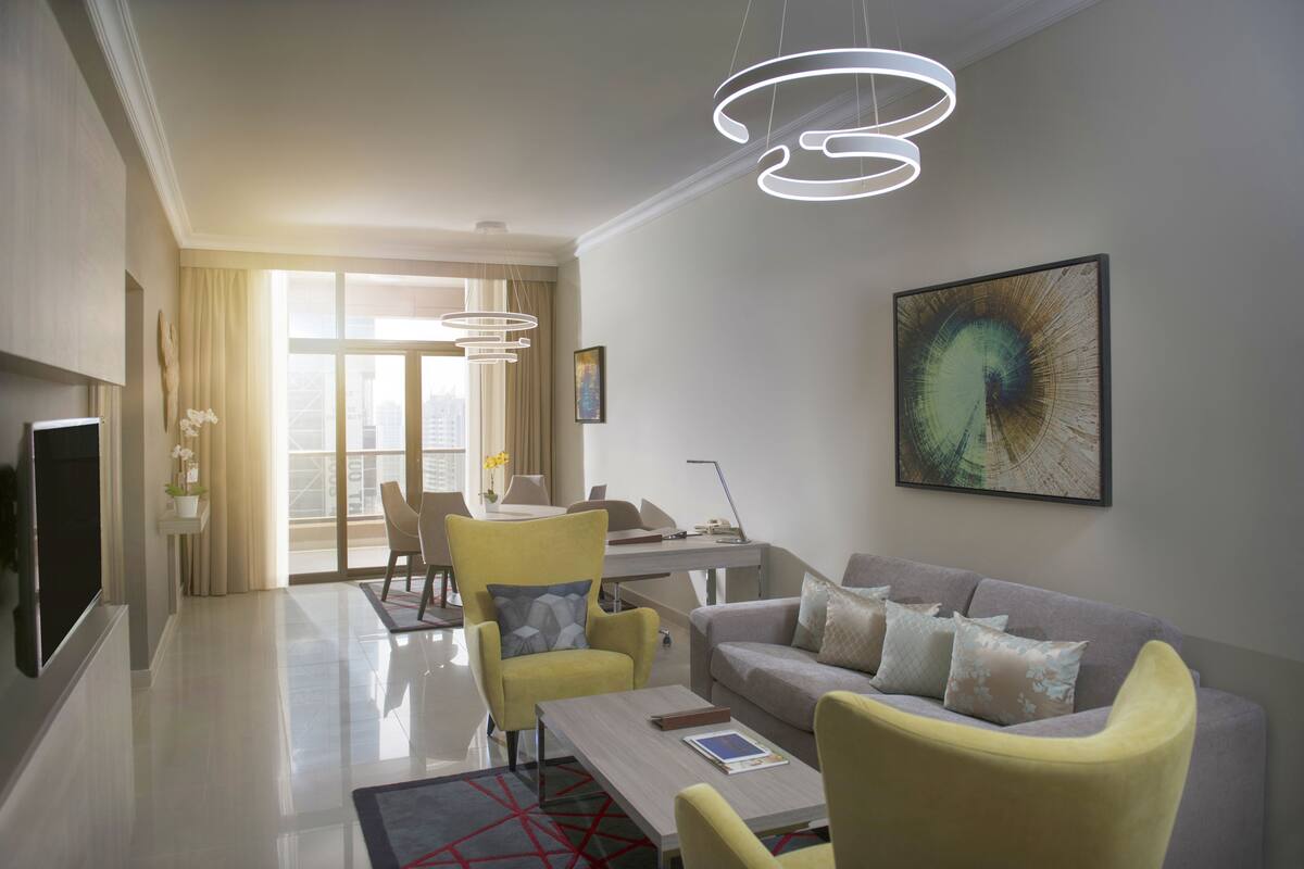 Grand Suite City View | Down comforters, minibar, in-room safe, desk