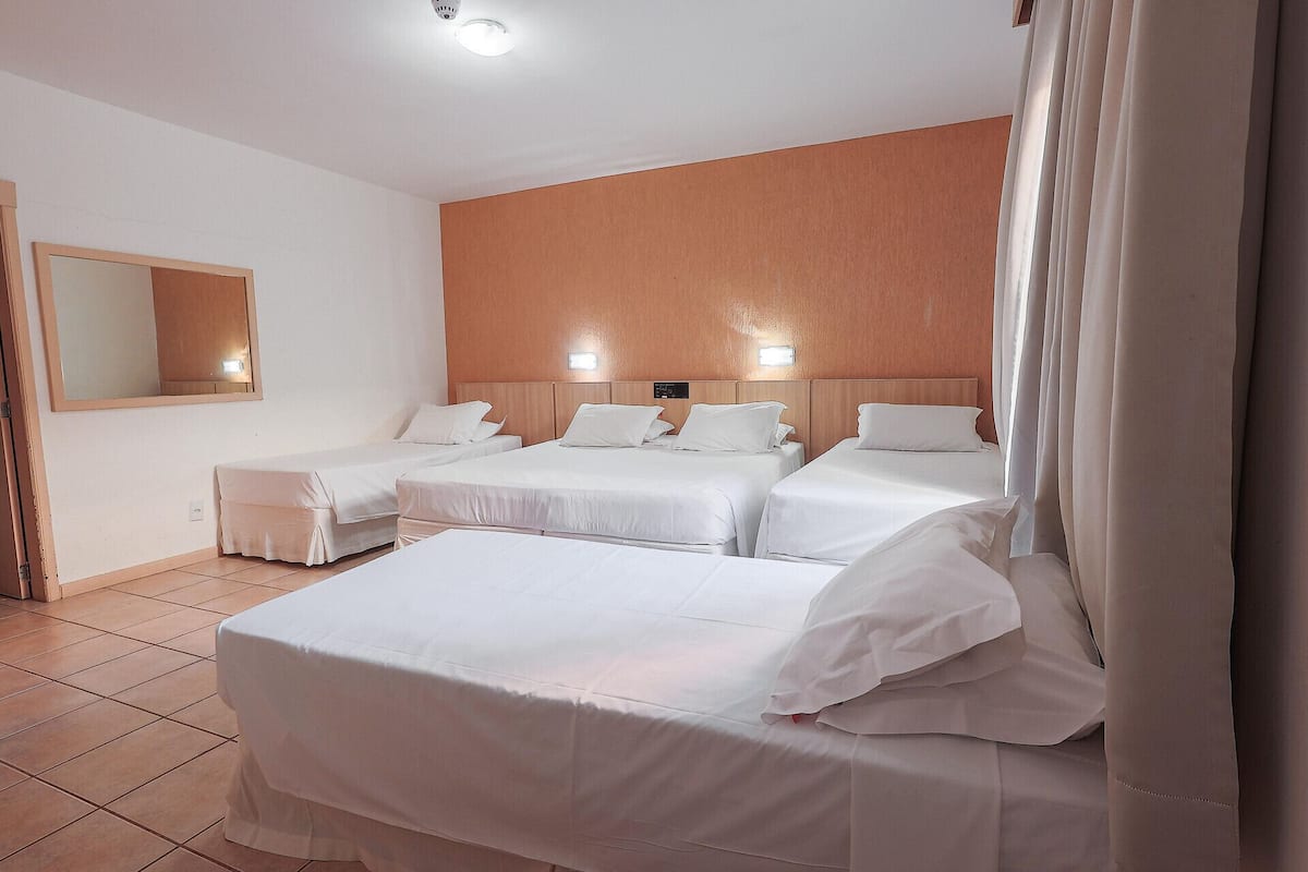 1 bedroom, minibar, in-room safe, blackout drapes