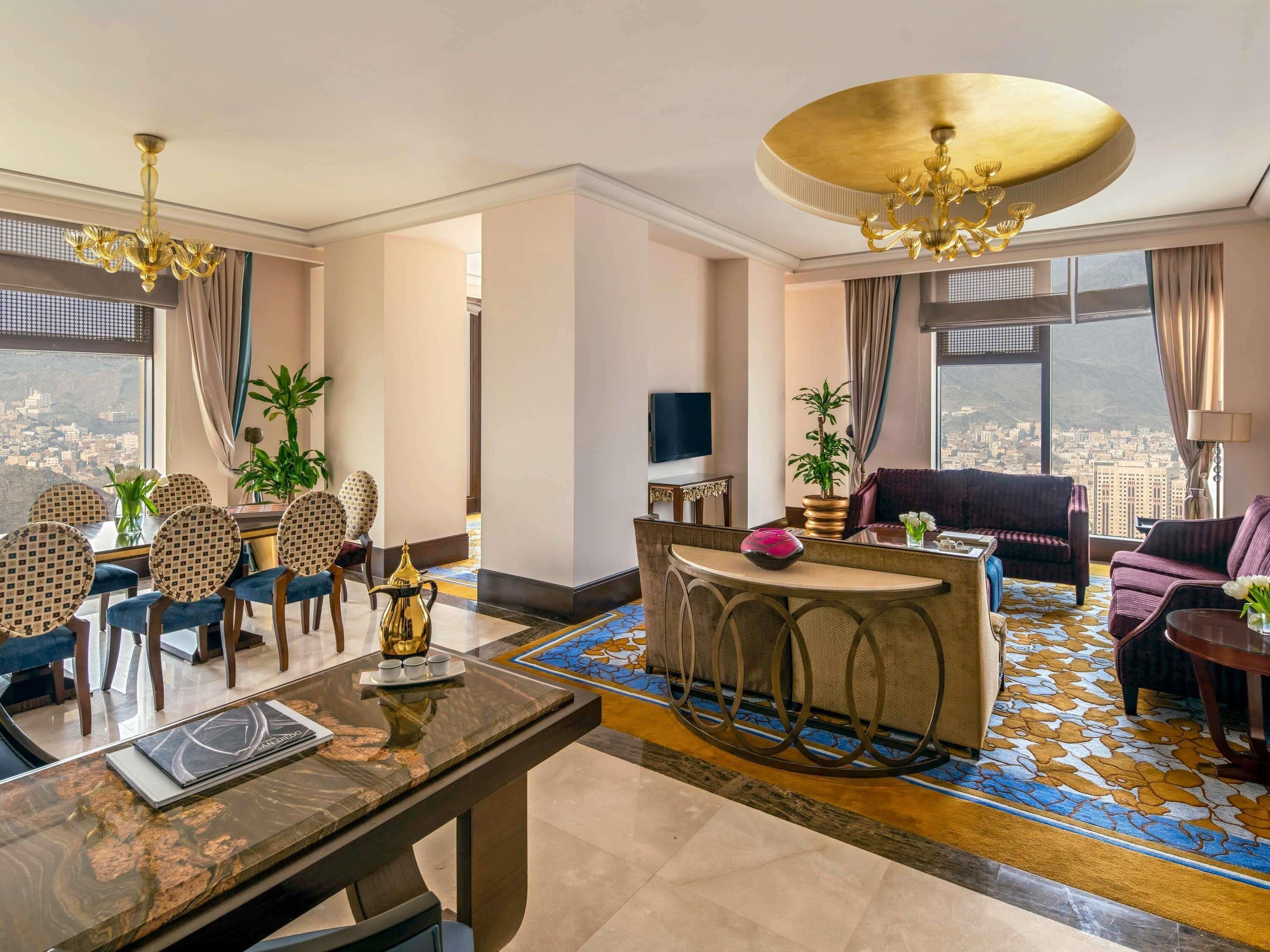 Presidential suite Kaaba View | Hypo-allergenic bedding, Select Comfort beds, minibar, in-room safe