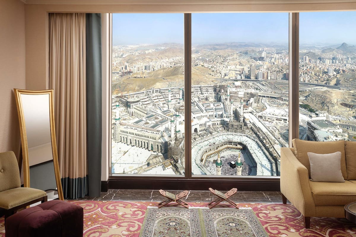 Royal Suite, Multiple Beds | Hypo-allergenic bedding, Select Comfort beds, minibar, in-room safe
