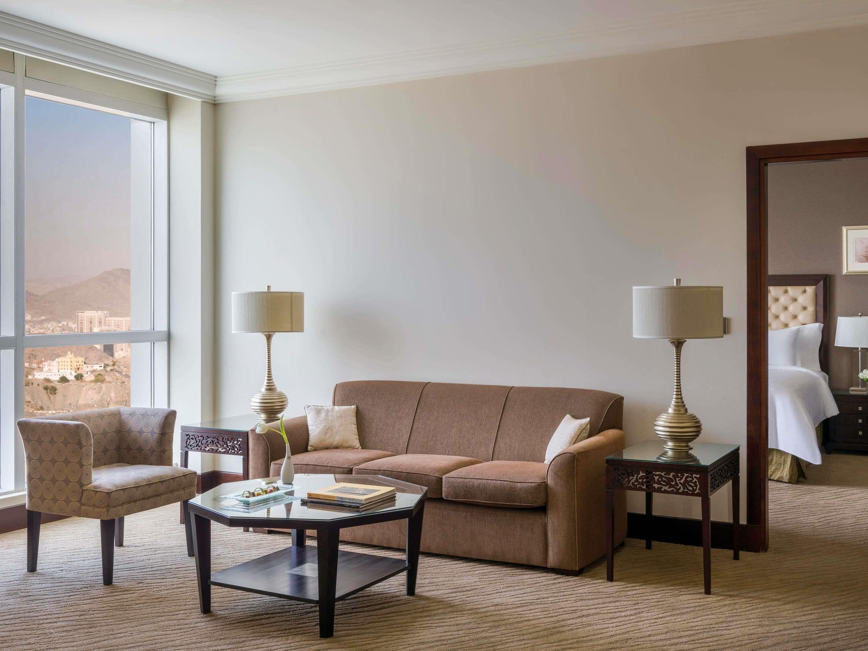 Literie hypoallergénique, matelas Select Comfort, minibar