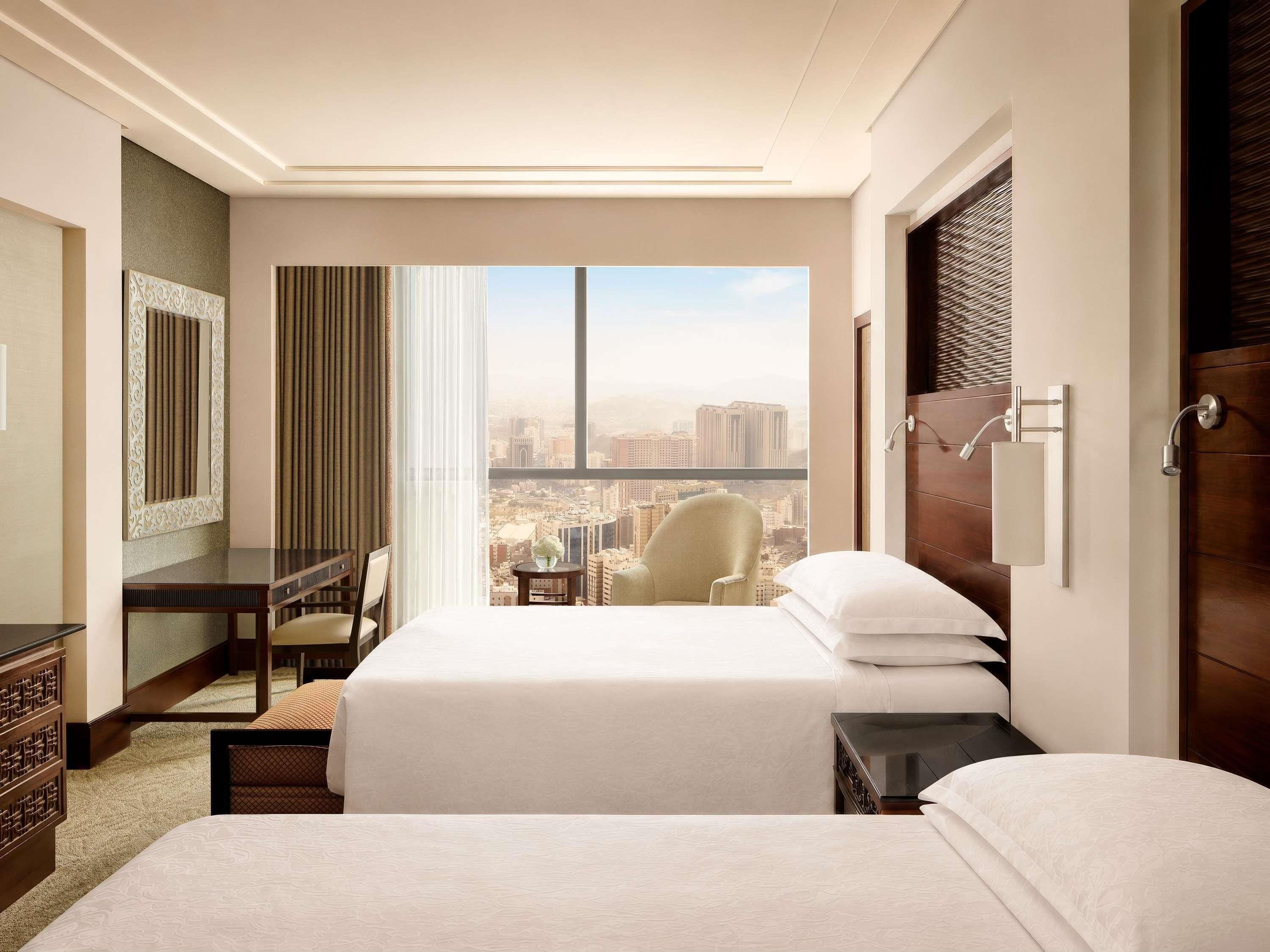 Fairmont, 트윈룸, 싱글침대 2개, 시내 전망 | 저자극성 침구, 셀렉트 컴포트 침대, 미니바, 객실 내 금고