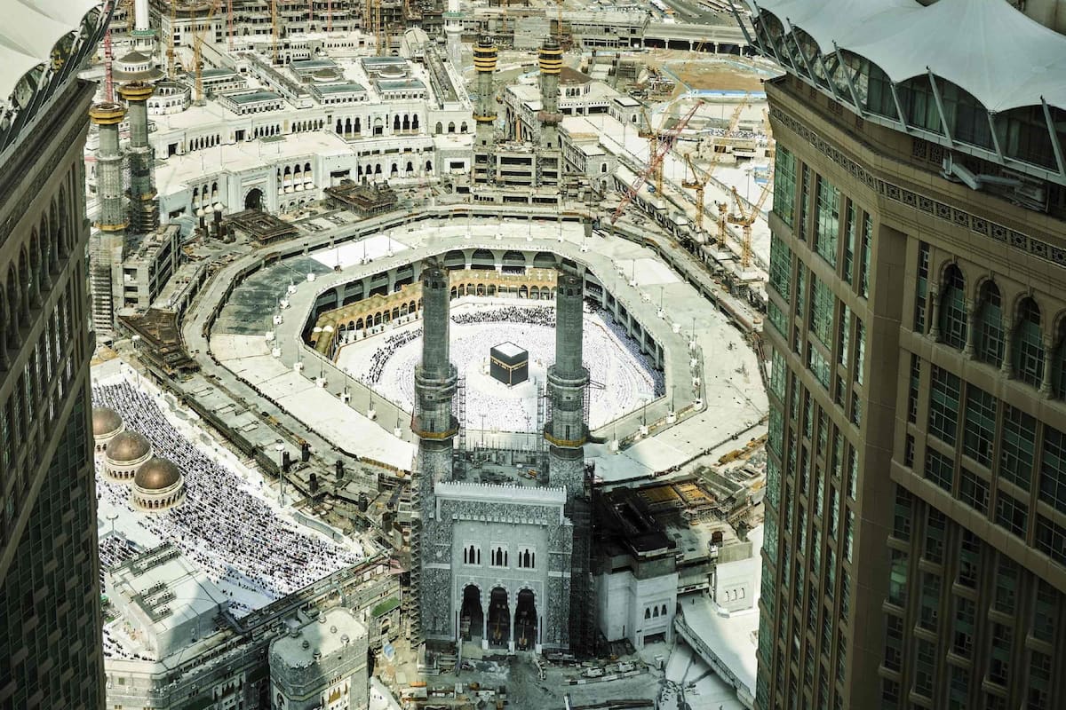 Ropa de cama hipoalergénica, colchones Select Comfort y minibar