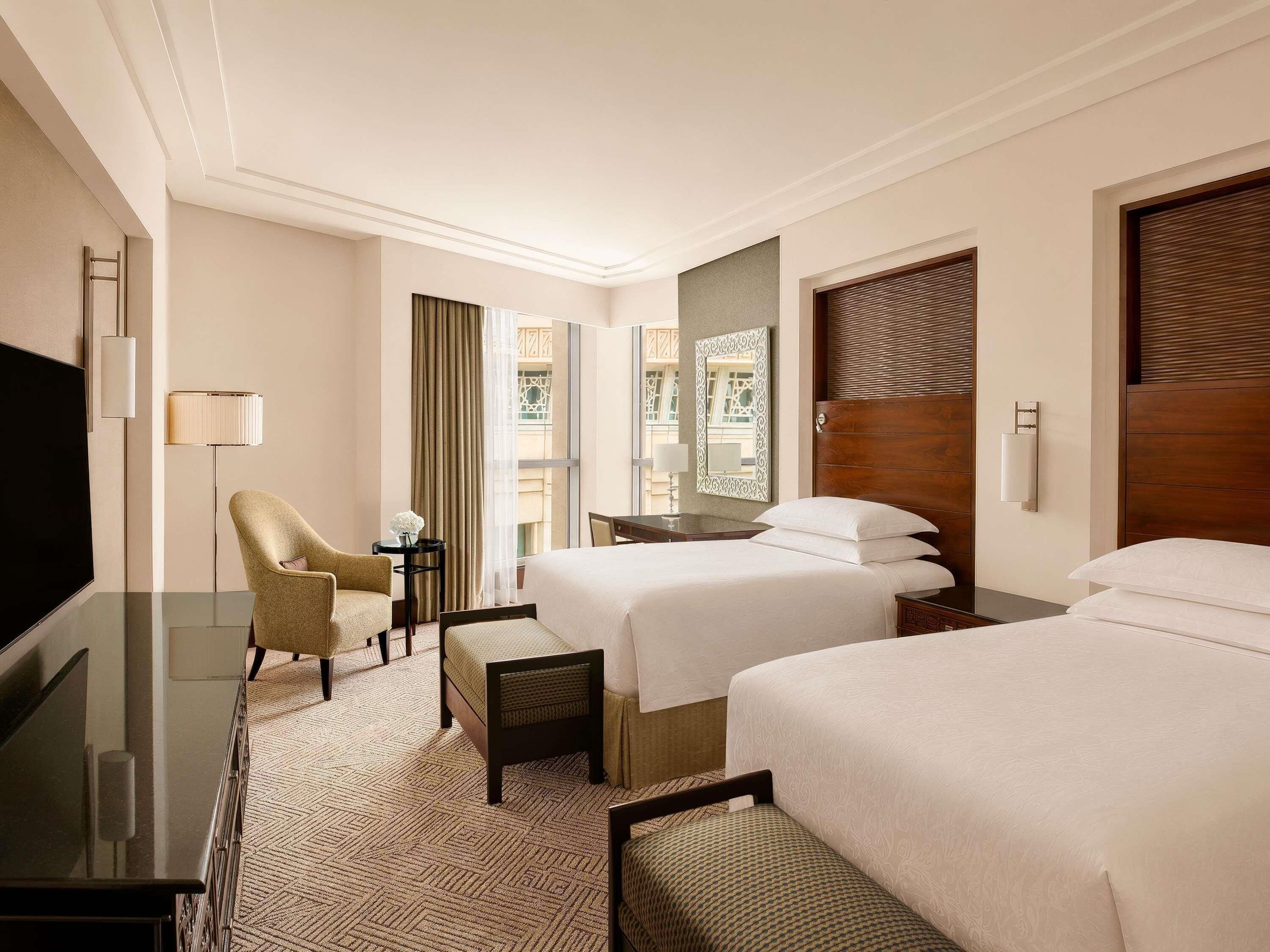 Hypo-allergenic bedding available, Select Comfort beds, minibar