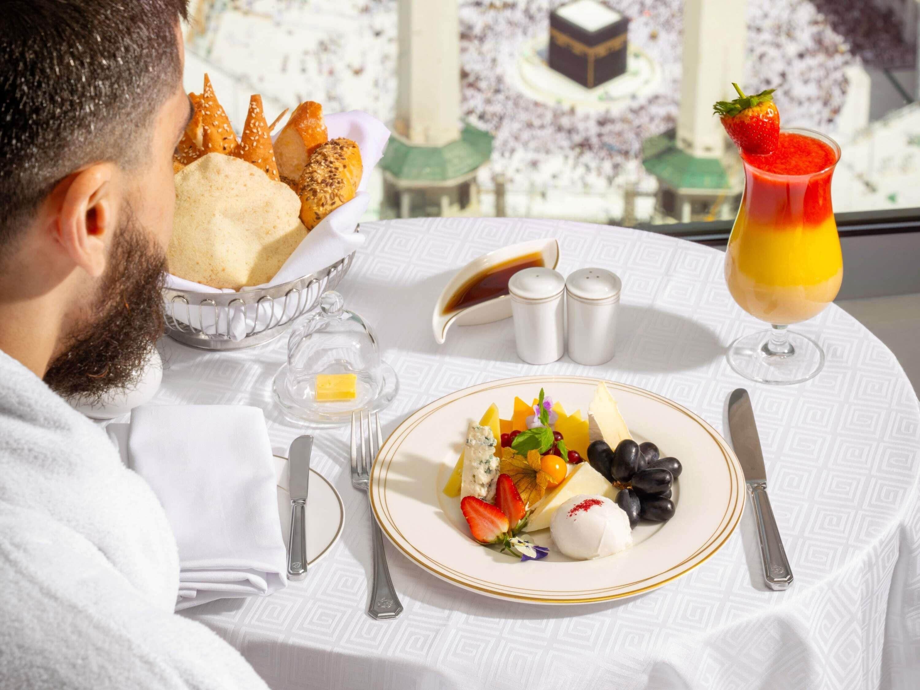 Fairmont Gold, Phòng, 2 giường đơn | Bộ đồ giường kháng dị ứng, nệm Select Comfort, minibar 
