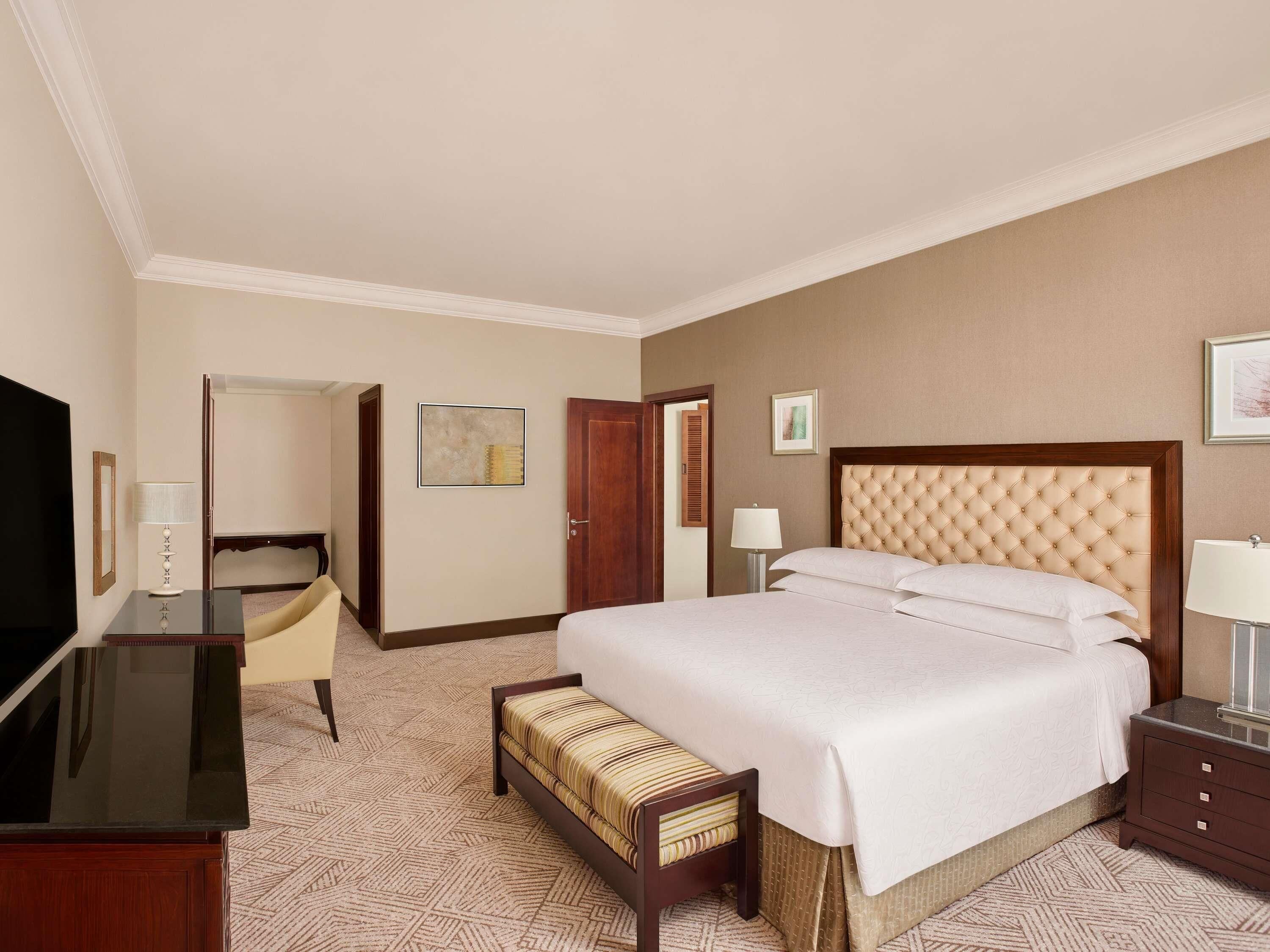 Bộ đồ giường kháng dị ứng, nệm Select Comfort, minibar 