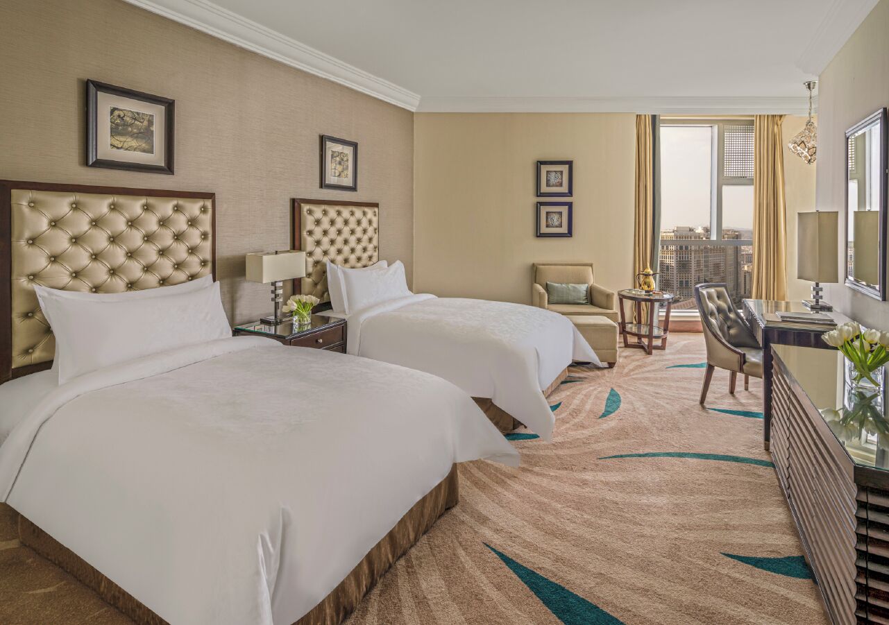 Hypo-allergenic bedding, Select Comfort beds, minibar, in-room safe