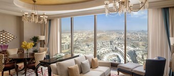 Makkah Clock Royal Tower, A Fairmont Hotel