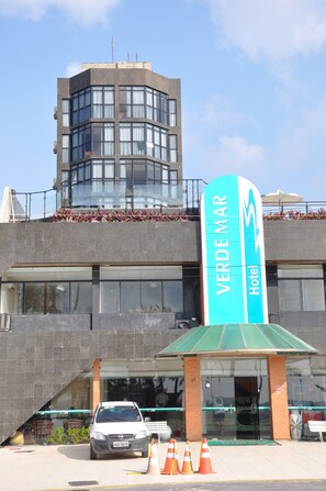 Front of property - Verde Mar Hotel (Maceió)