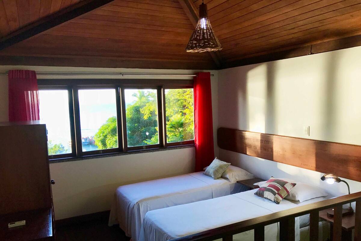 Blackout curtains, free WiFi, individually decorated, bed sheets