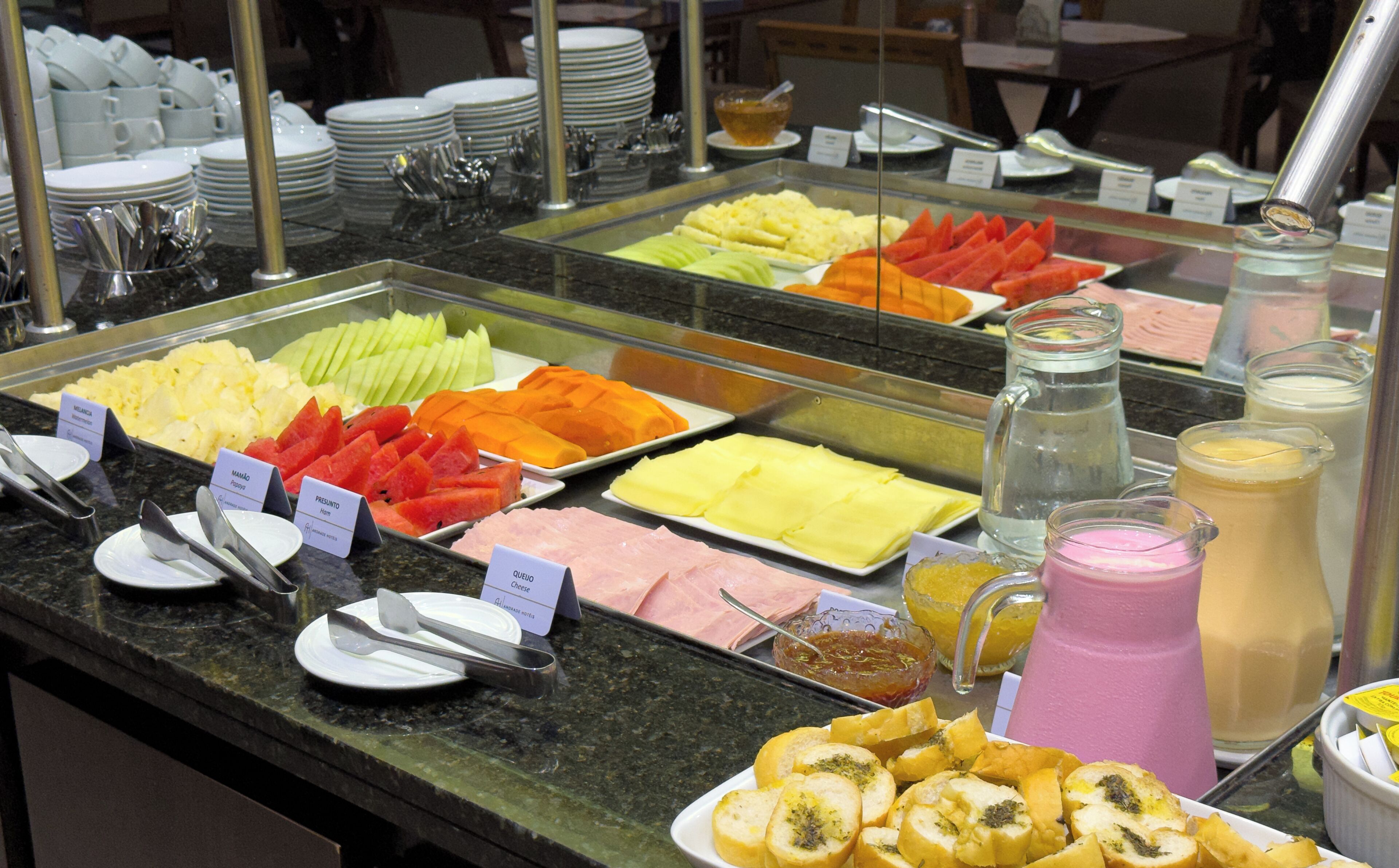 Desayuno buffet incluido todos los días 