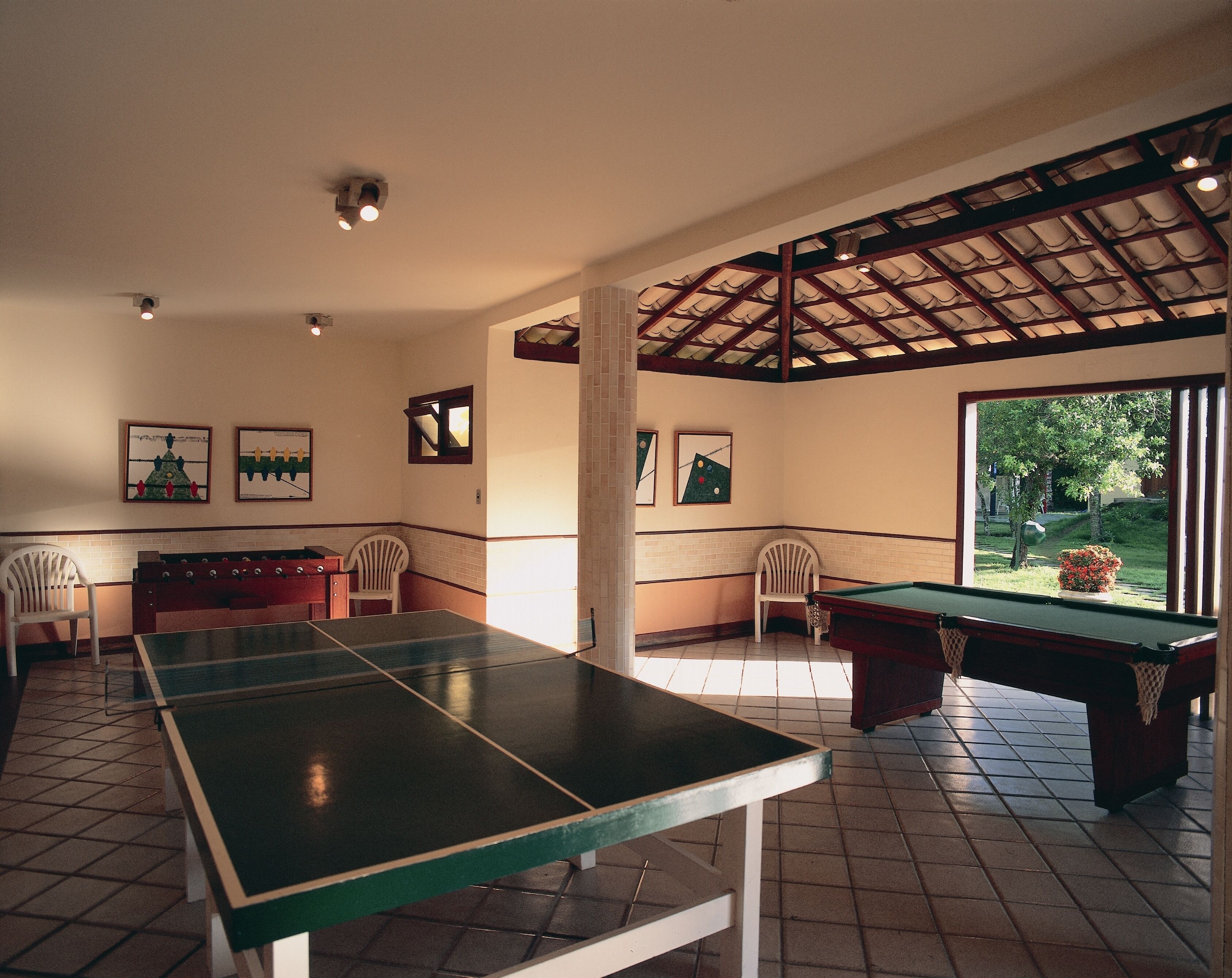 21-inch tv with cable channels