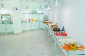 Breakfast buffet - Bahia Sol E Mar Hotel (Salvador)