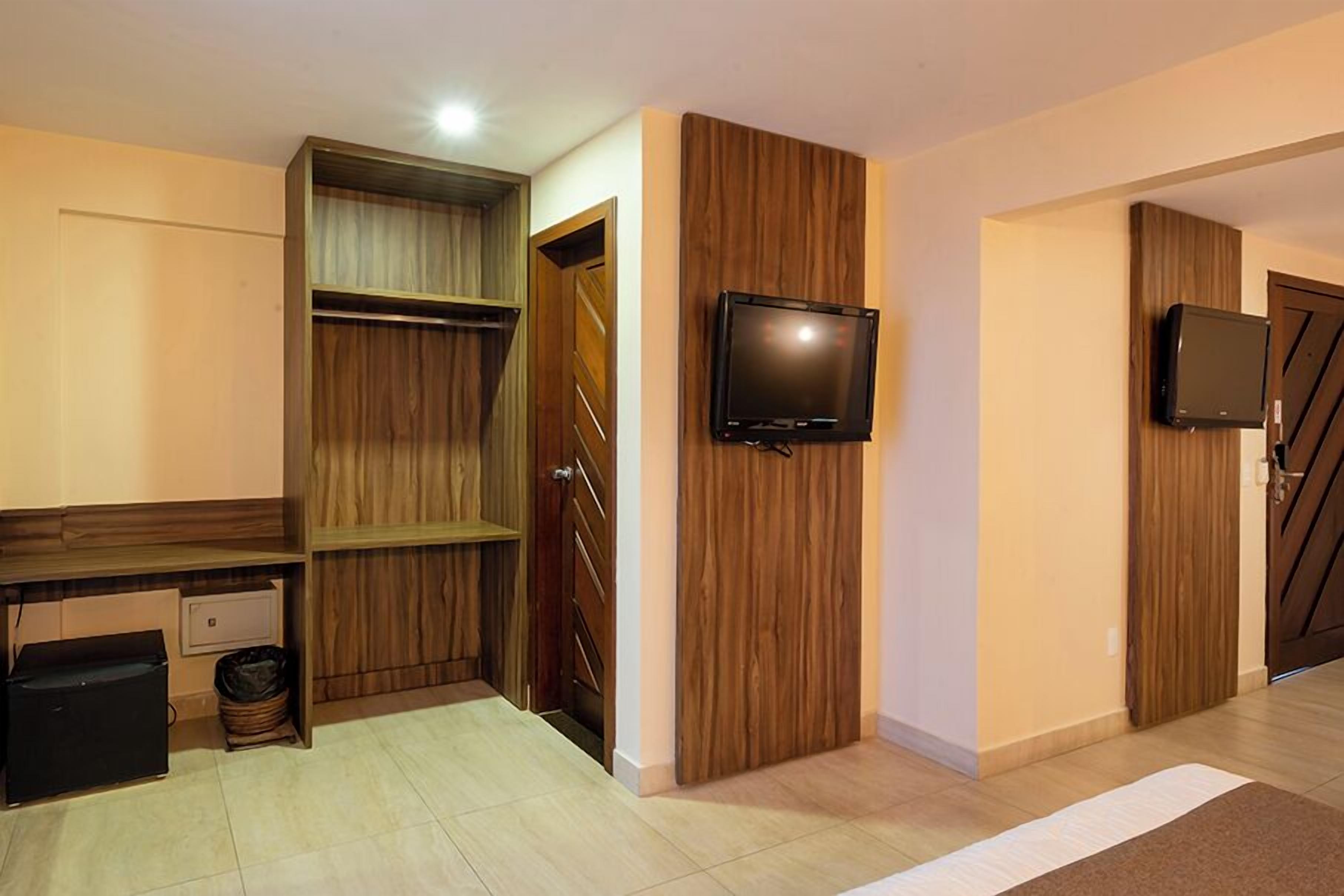 minibar, in-room safe, blackout curtains, soundproofing