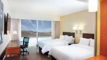 Caja de seguridad en la habitación y escritorio