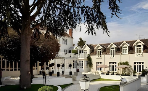 Les Pléiades Hôtel - Spa - Restaurant