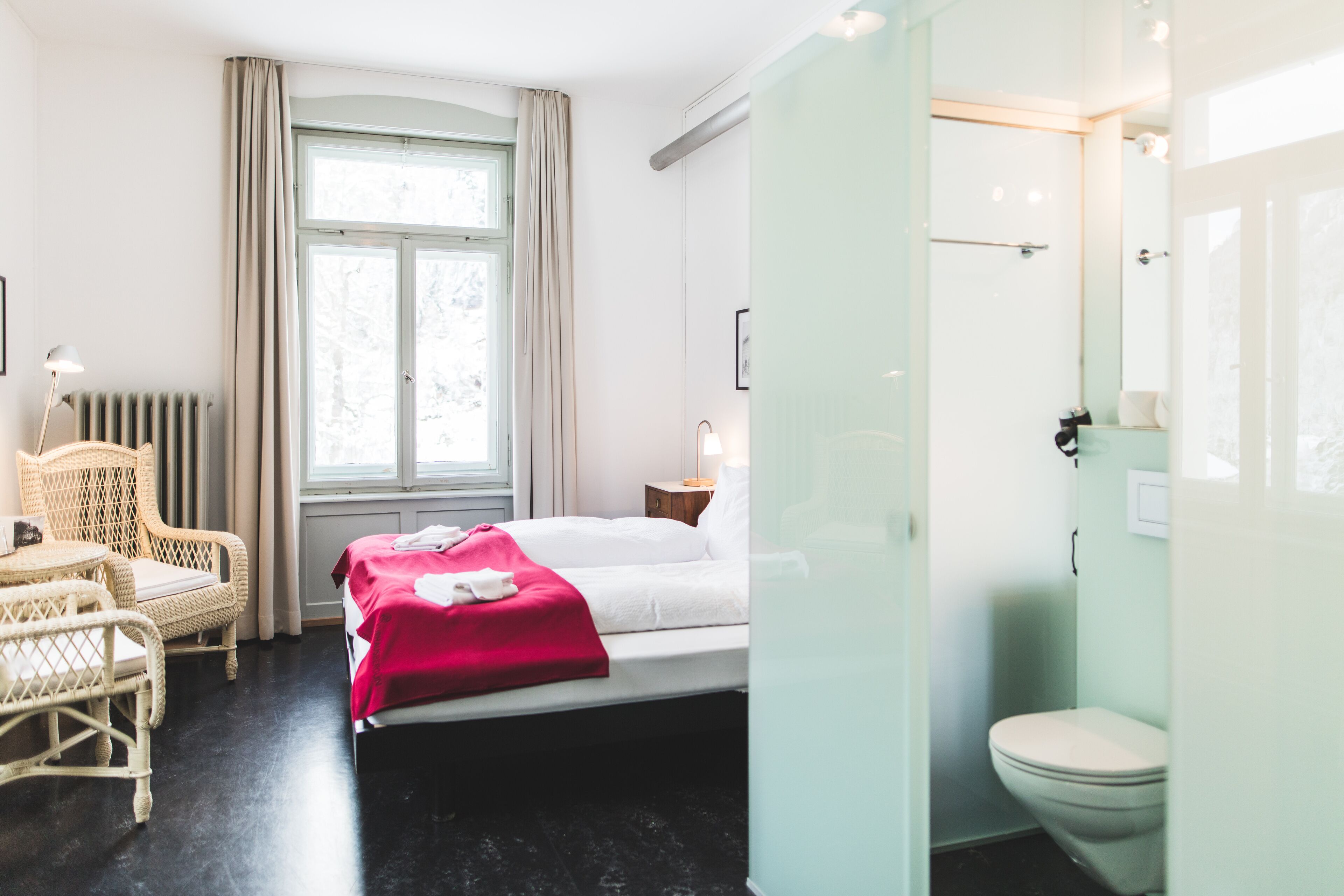 double room | individually decorated, individually furnished, cots/infant beds